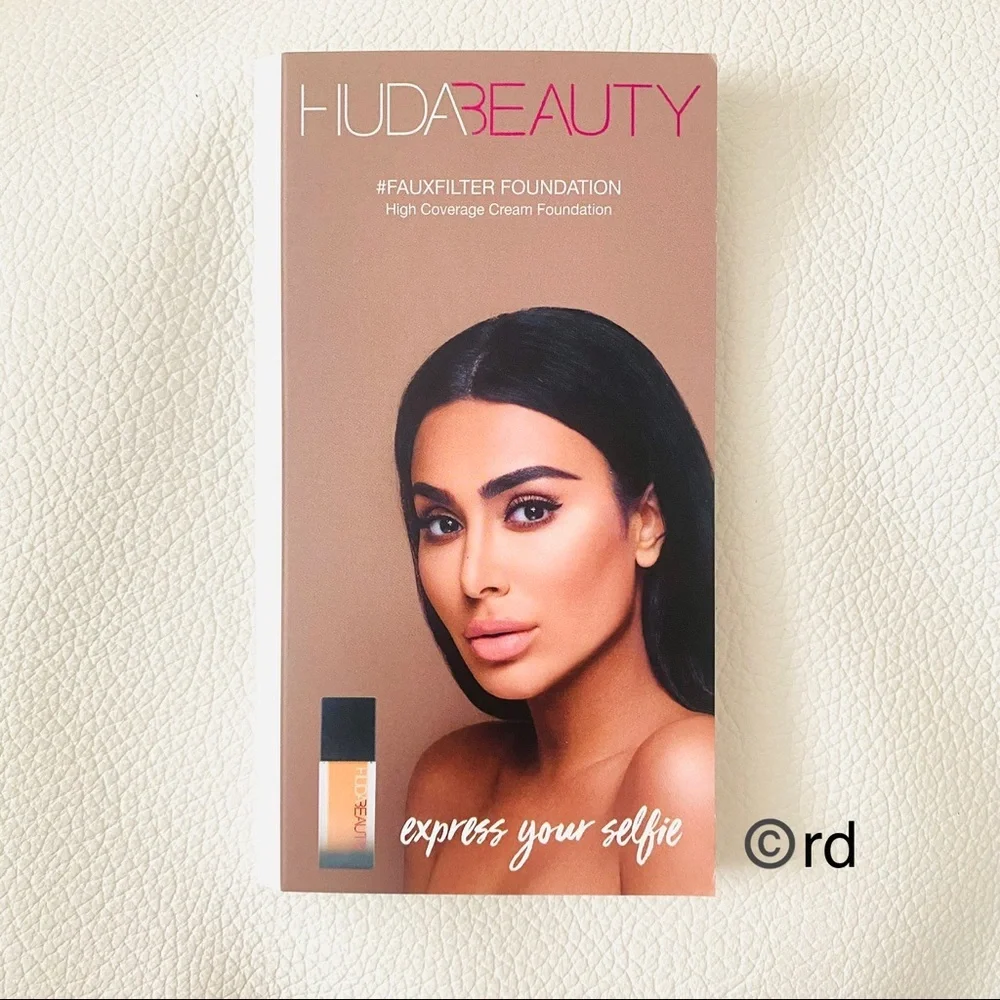 Huda Beauty Foundation & Primer Sample